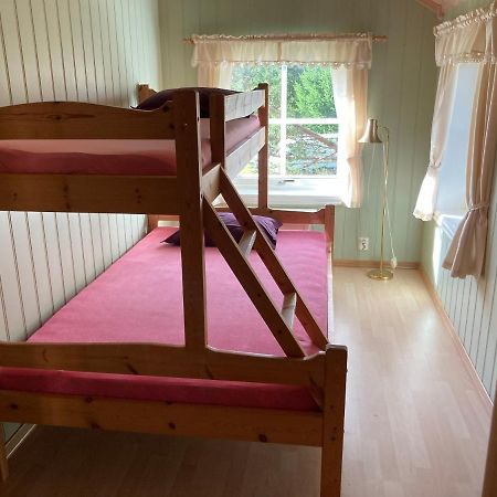 Roste Hyttetun Og Camping Os (Hedmark) Esterno foto